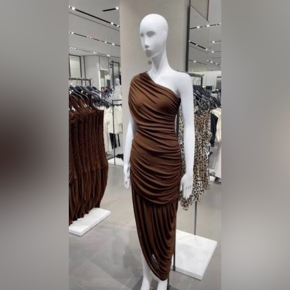 ZARA Chocolate Brown One Shoulder Ruched Dress Draped Asymmetric Midi Sexy BNWT - Picture 4 of 9